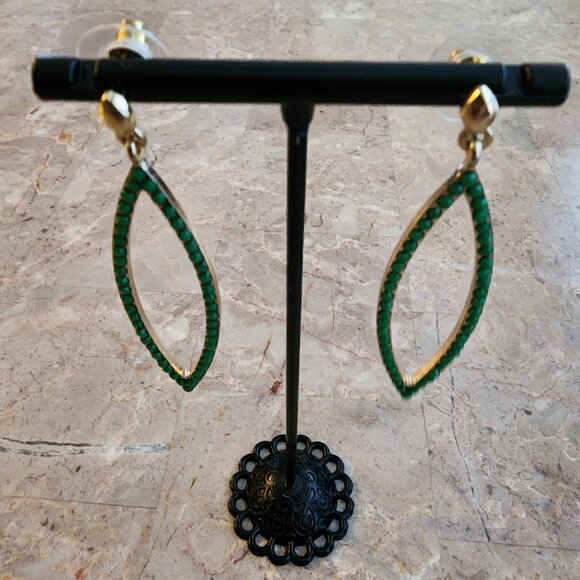 Stony Green Beaded Dangle Fashion Earrings - Picture 4 of 5